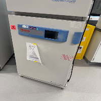 Thermo Scientific Forma Series 3 Water Jacketed Doublestack CO2 Incubator image 1